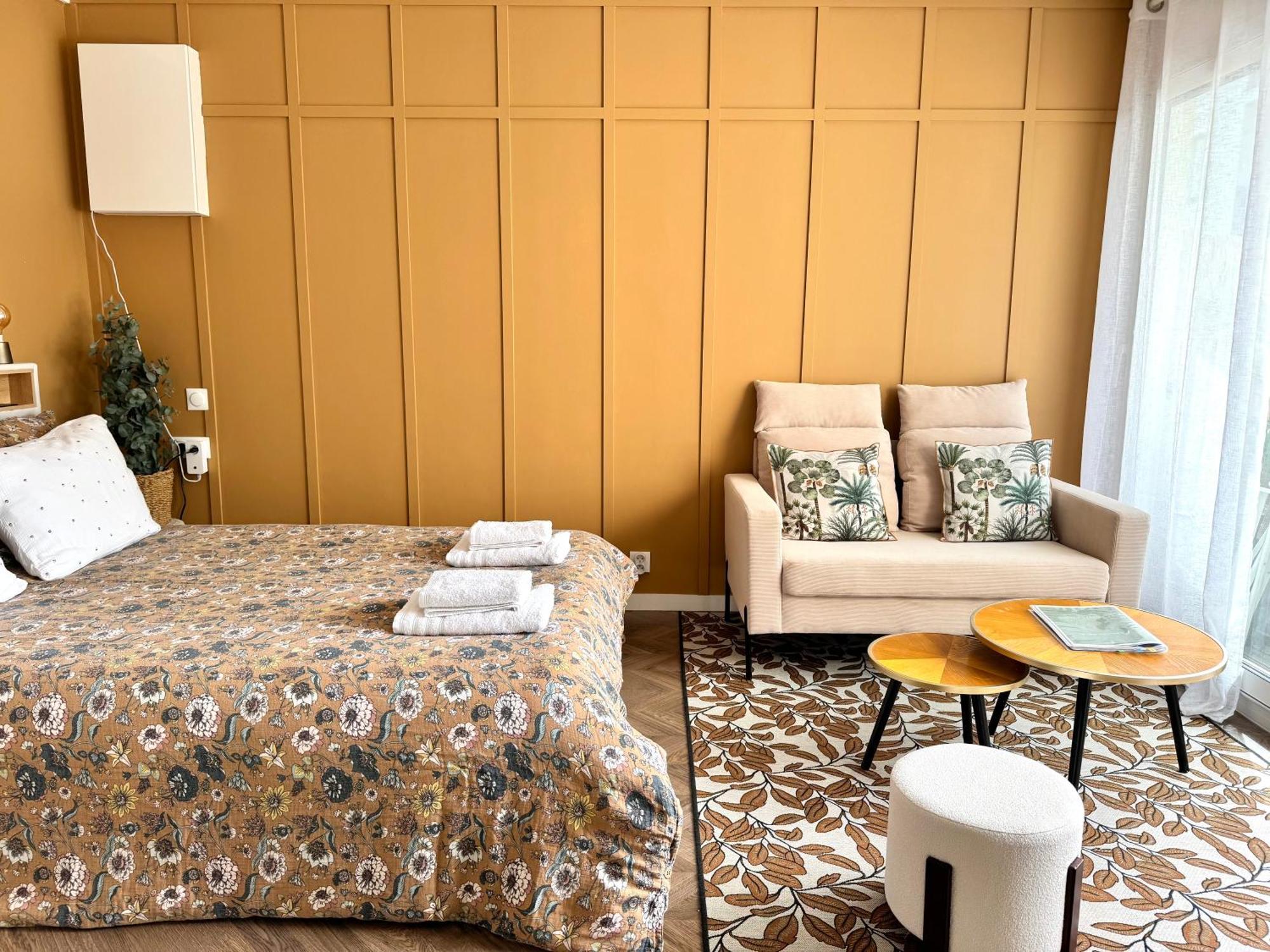 Studio La Petite Oasis- Ideal Couple - Calme - Balcon Sud - Lumineux - 10Min Du Centre & Plage - Proche Centre Juno Beach - Wifi Courseulles-sur-Mer Exteriér fotografie